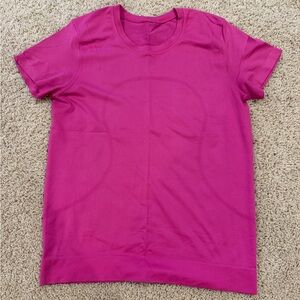 lululemon Swiftly Tech Relaxed fit Pink Short Sleeve Tee